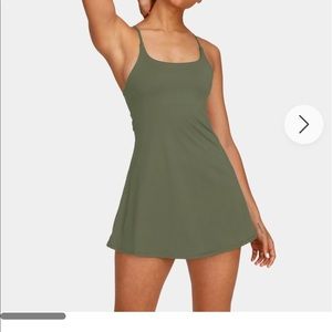 NWT size XL MOSS GREEN and BLACK